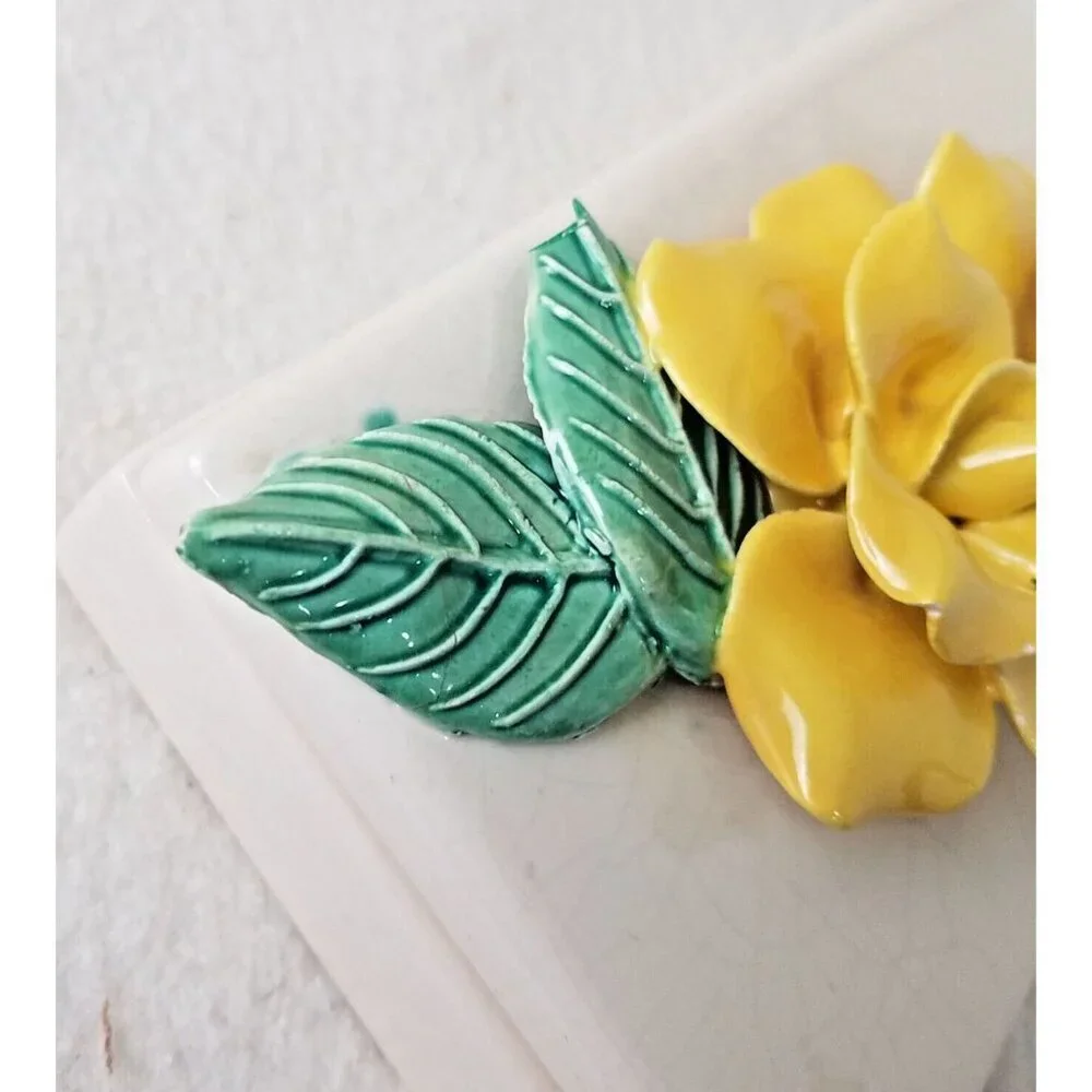 Vintage Porcelain Vanity yellow‎ rose leaf Floral Trinket Jewelry Box Embossed